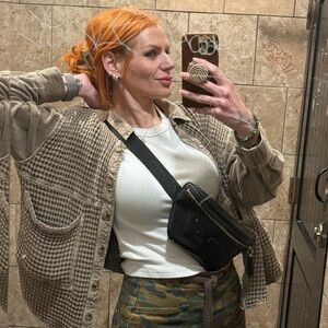 Meet your Posher, Michelle